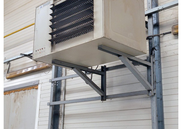 Výrobná hala so zázemím v Nitre na prenájom