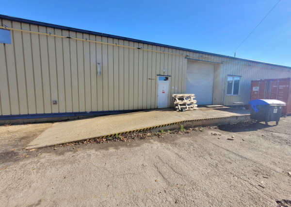 Výrobná hala so zázemím v Nitre na prenájom