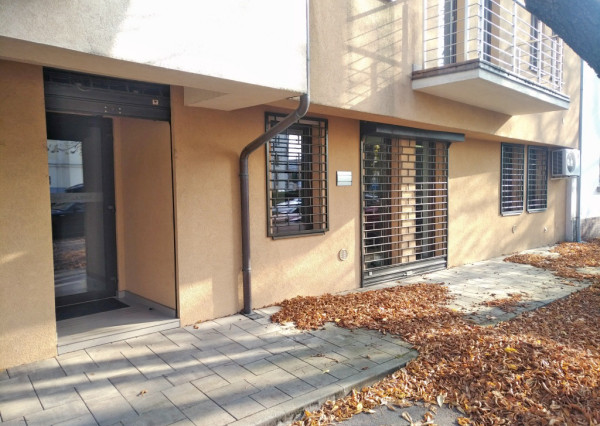 Kancelárie s garážovým parkovaním v centre Nitry na prenájom