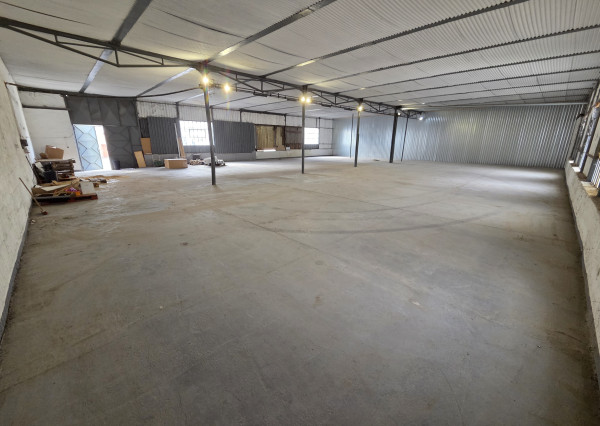 Prenájom skladových priestorov – centrum Nitry, Mostná ulica