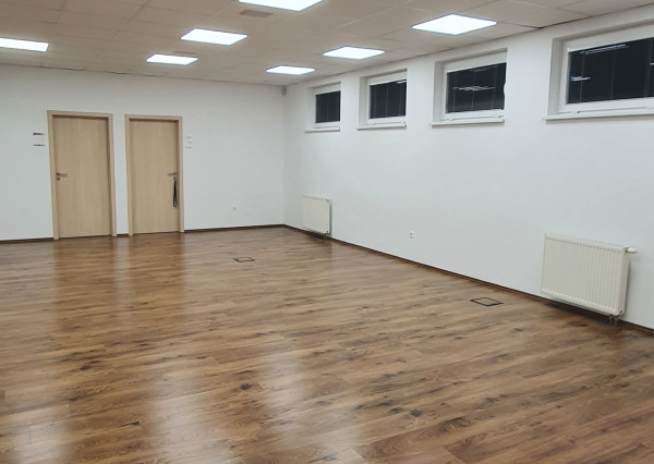 Na prenájom kancelárske priestory – Nitra, Chrenová