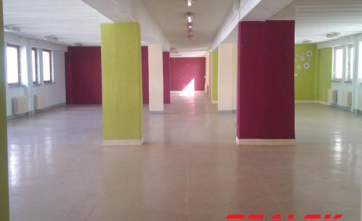 Obchodný priestor v centre mesta Zvolen - fotografia 1