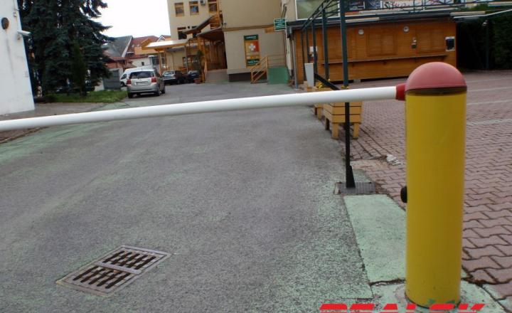 Obchodný priestor v centre mesta Zvolen - fotografia 5