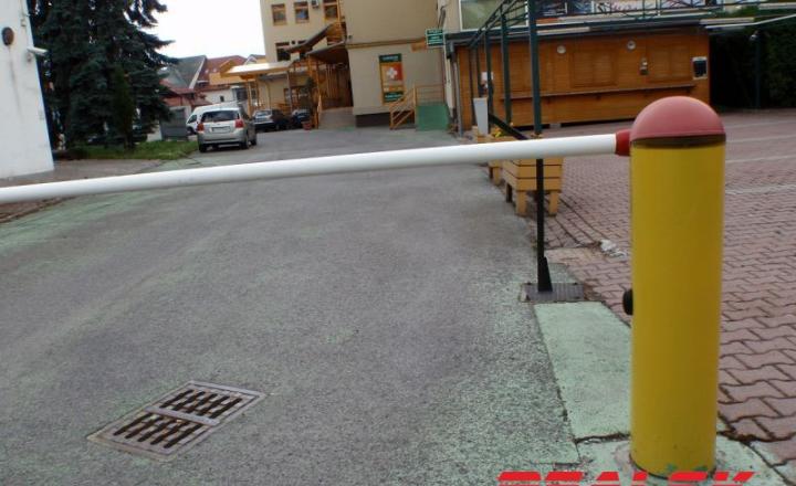 Obchodný priestor v centre mesta Zvolen - fotografia 5