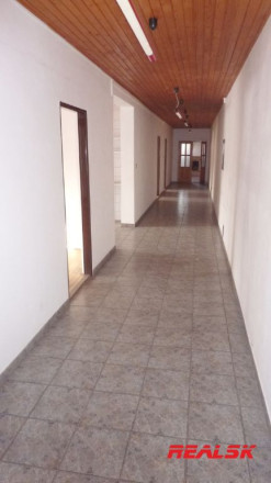 Priemyselný areál Sliač - fotografia 3