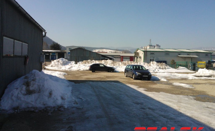 Hala 220m2 pre výrobu alebo sklad - fotografia 3