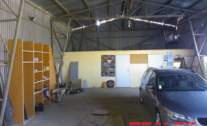 Hala 220m2 pre výrobu alebo sklad - fotografia 4