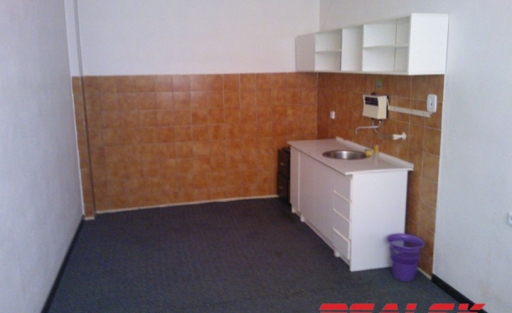 Kancelárie 38m2 v centre mesta Detva - fotografia 8