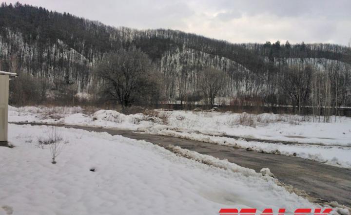 Pozemok 10800m2 pre výrobu a priemysel - fotografia 4