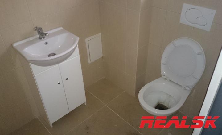 Hala 460m2 pre výrobu  alebo sklad - fotografia 11