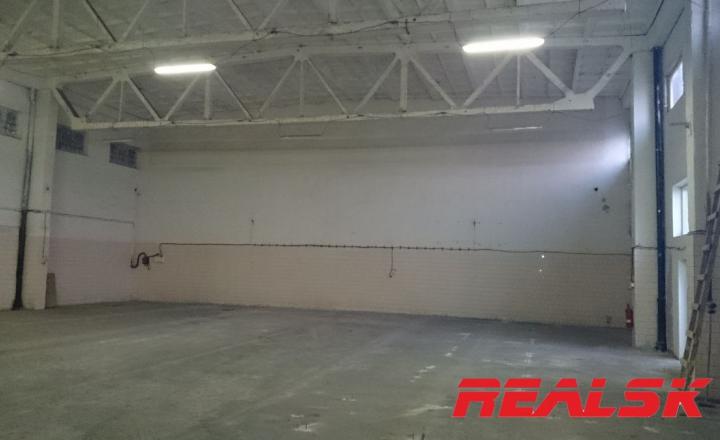 Hala 460m2 pre výrobu  alebo sklad - fotografia 14