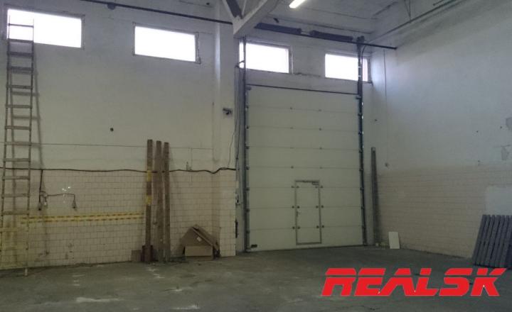 Hala 460m2 pre výrobu  alebo sklad - fotografia 15
