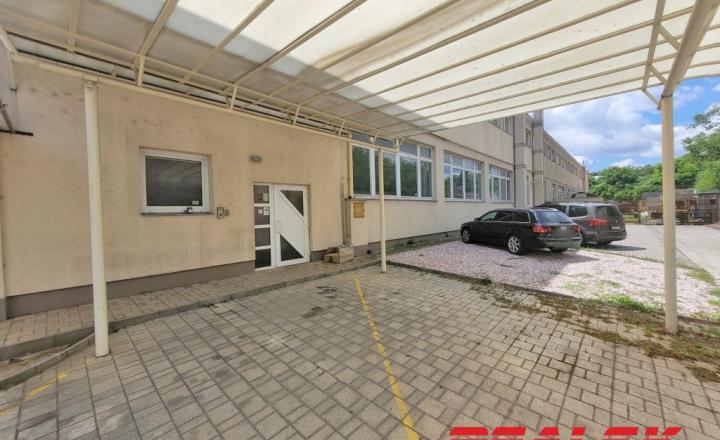 Na prenájom výrobný a skladový objekt – Nitra - fotografia 20