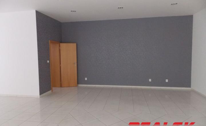 Kancelárie 4x60m2 na prenájom v centre Zvolena - fotografia 14