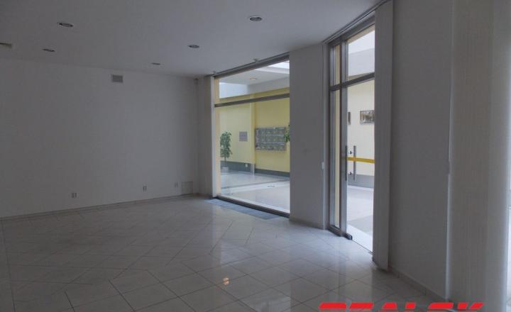 Kancelárie 4x60m2 na prenájom v centre Zvolena - fotografia 18
