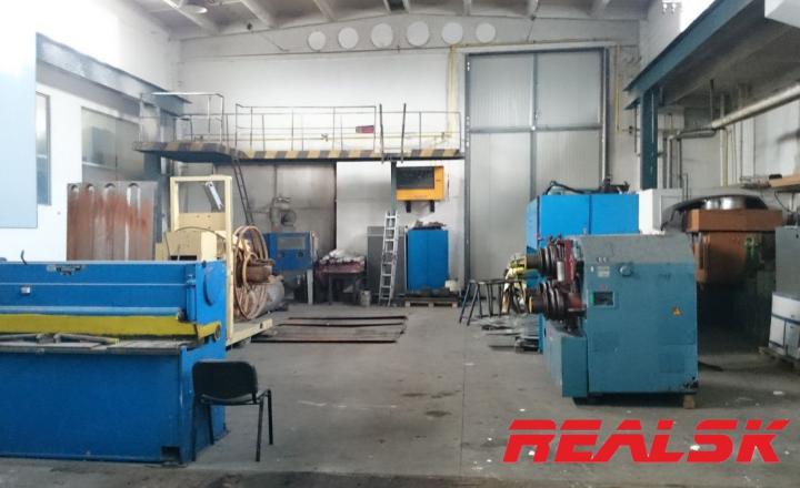 Hala 360m2 pre výrobu alebo sklad - fotografia 1