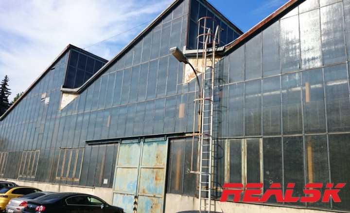 Hala 9400m2 na predaj - fotografia 1