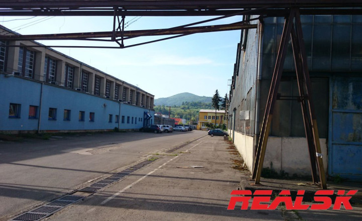 Hala 9400m2 na predaj - fotografia 4
