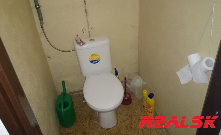 Priestor 318m2 možné aj rozdeliť na 150m2+168m2 na prenájom - fotografia 13