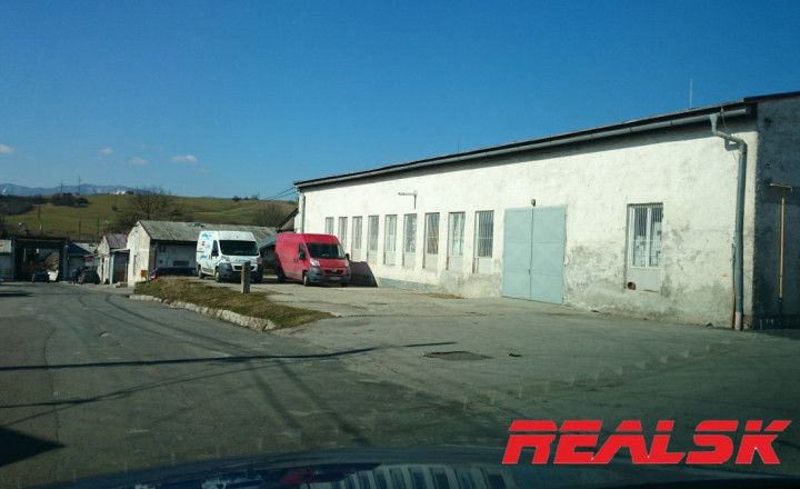Hala 178m2 na okraji mesta na prenájom - fotografia 4