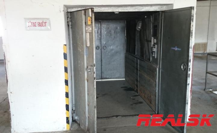 Hala 410m2 s rampou - fotografia 7
