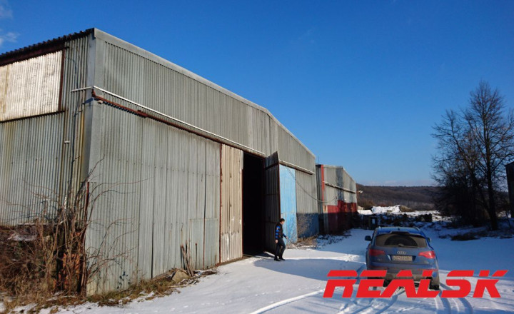 Hala 2500m2 nezateplená na prenájom - fotografia 3