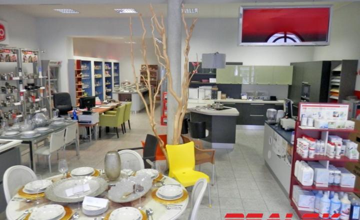 Objekt s obchodnými a kancelárskymi priestormi v centre Nitry na prenájom - fotografia 5