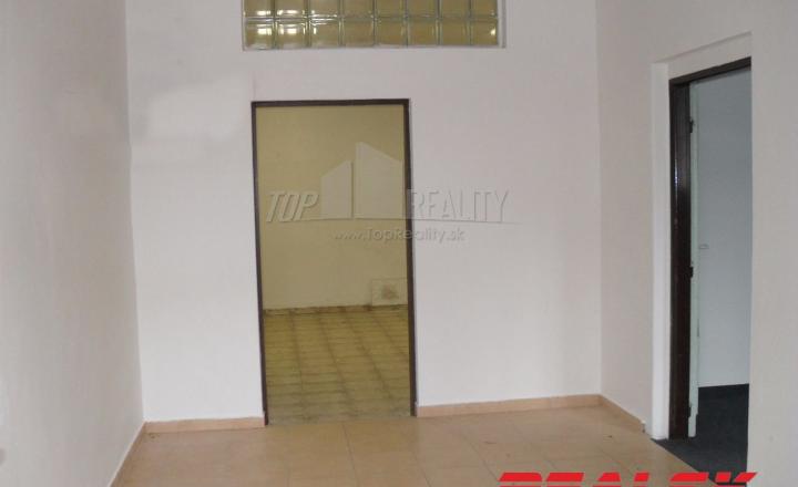 Objekt 740m2 na prenájom - fotografia 9