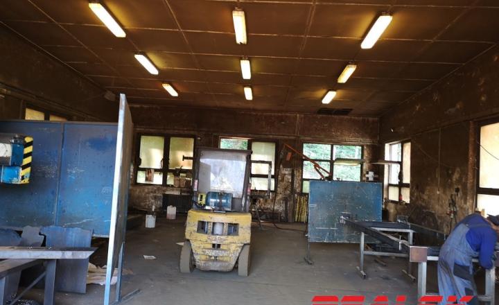 Hala 296m2 na výrobu alebo sklad - fotografia 2