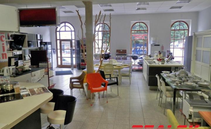 Prevádzková budova v centre Nitry na predaj - fotografia 5