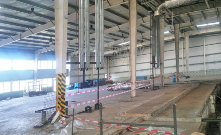 Hala 1700m2 na veľkom pozemku 7775m2 na prenájom - fotografia 19