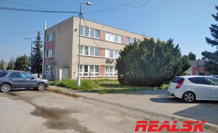 Priemyselný areál v Nitre na predaj - fotografia 12