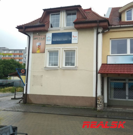 Priestory pre kaviareň, či služby, v Nitre na autobusovej stanici, na prenájom - fotografia 24