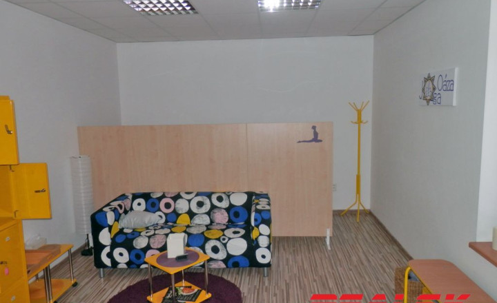 Kancelárske priestory s terasou v centre Nitry na prenájom - fotografia 14