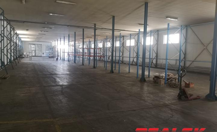 Hala + obhodný priestor 1490m2 Zvolenská cesta na prenájom - fotografia 2