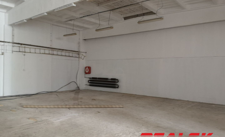 Sklad 540m2 Zlatý potok - fotografia 8