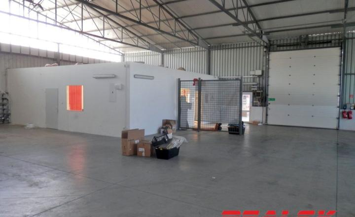 Sklad v Nových Zámkoch na prenájom - fotografia 7