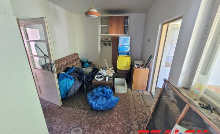 Dva rodinné domy s veľkým pozemkom v Lehote na predaj - fotografia 9