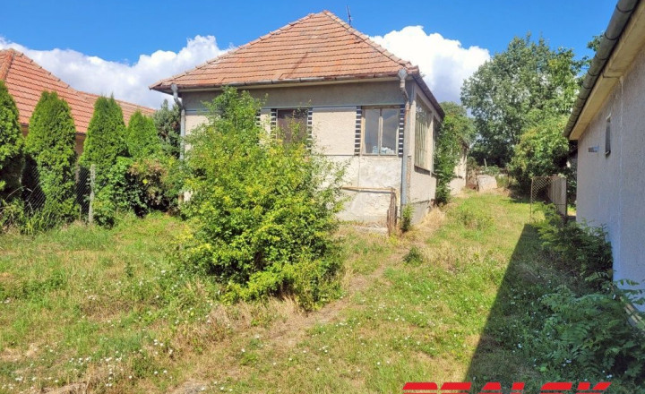 Dva rodinné domy s veľkým pozemkom v Lehote na predaj - fotografia 19
