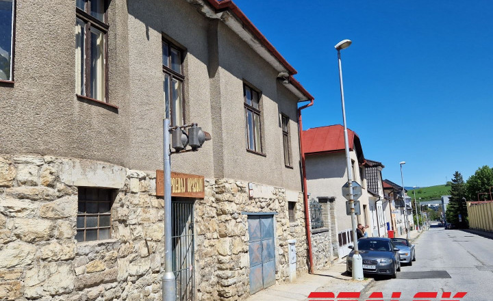 Rodinný dom v centre Banskej Bystrice na predaj - fotografia 3