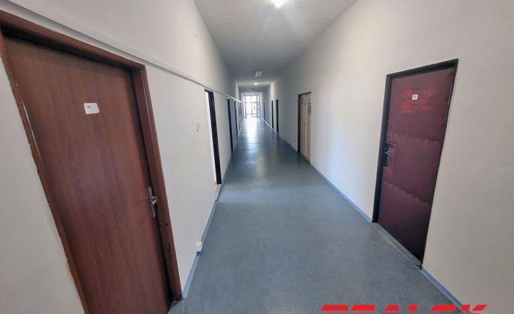 Kancelárie od 12 do 100 m2 v Nitre na prenájom - fotografia 5