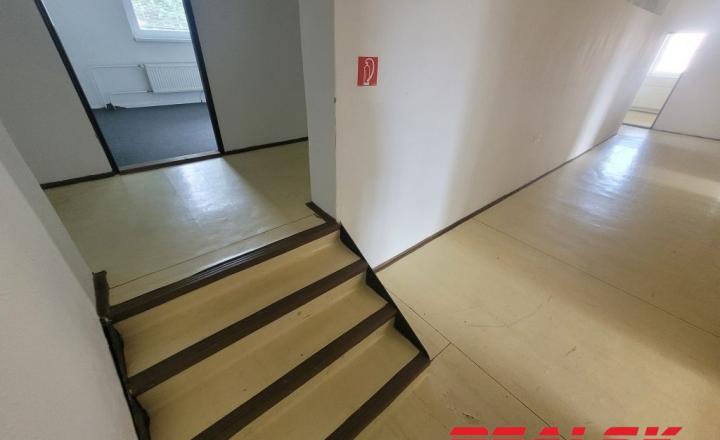 Administratívne priestory v Nitre na prenájom - fotografia 3