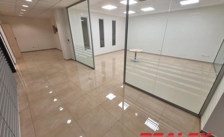 Nadštandardné kancelárske priestory v centre Nitry na prenájom - fotografia 1