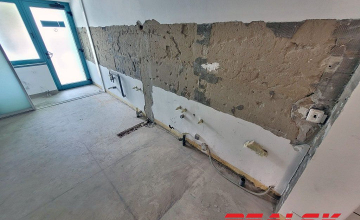 Prevádzkové priestory v Nitre na prenájom - fotografia 7