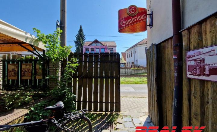 Zabehnutá a známa krčma v centre Zvolena - fotografia 7