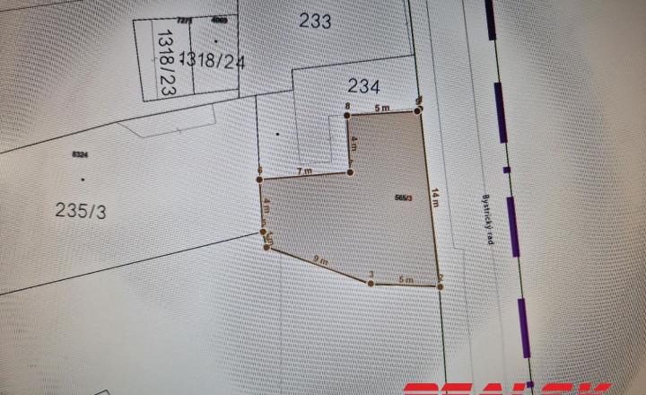 Zabehnutá a známa krčma v centre Zvolena - fotografia 9