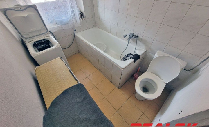 Rodinný dom s pozemkom v Nitre - Kynek, na predaj - fotografia 13