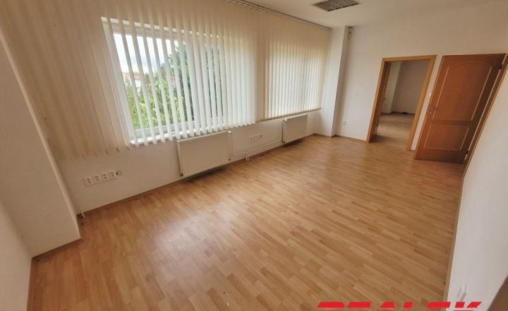 Sklad s administratívou v Nitre na predaj - fotografia 6