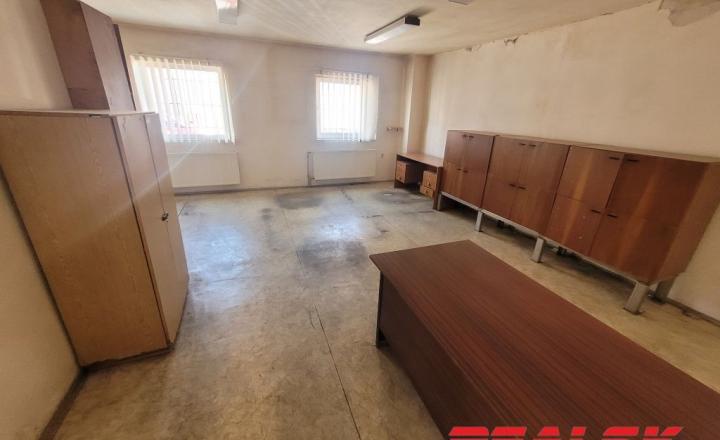 Výrobno-skladové priestory s mostovým žeriavom v Nitre na prenájom - fotografia 5