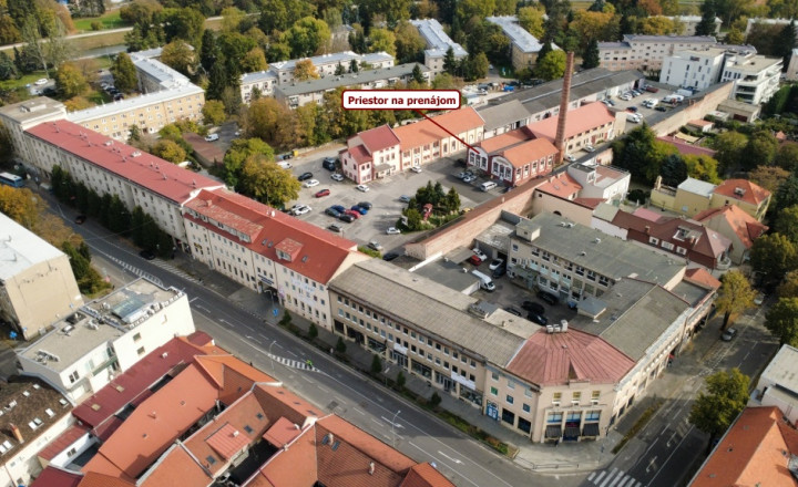 Prevádzkové priestory v centre Nitry s parkovaním - prenájom - fotografia 19